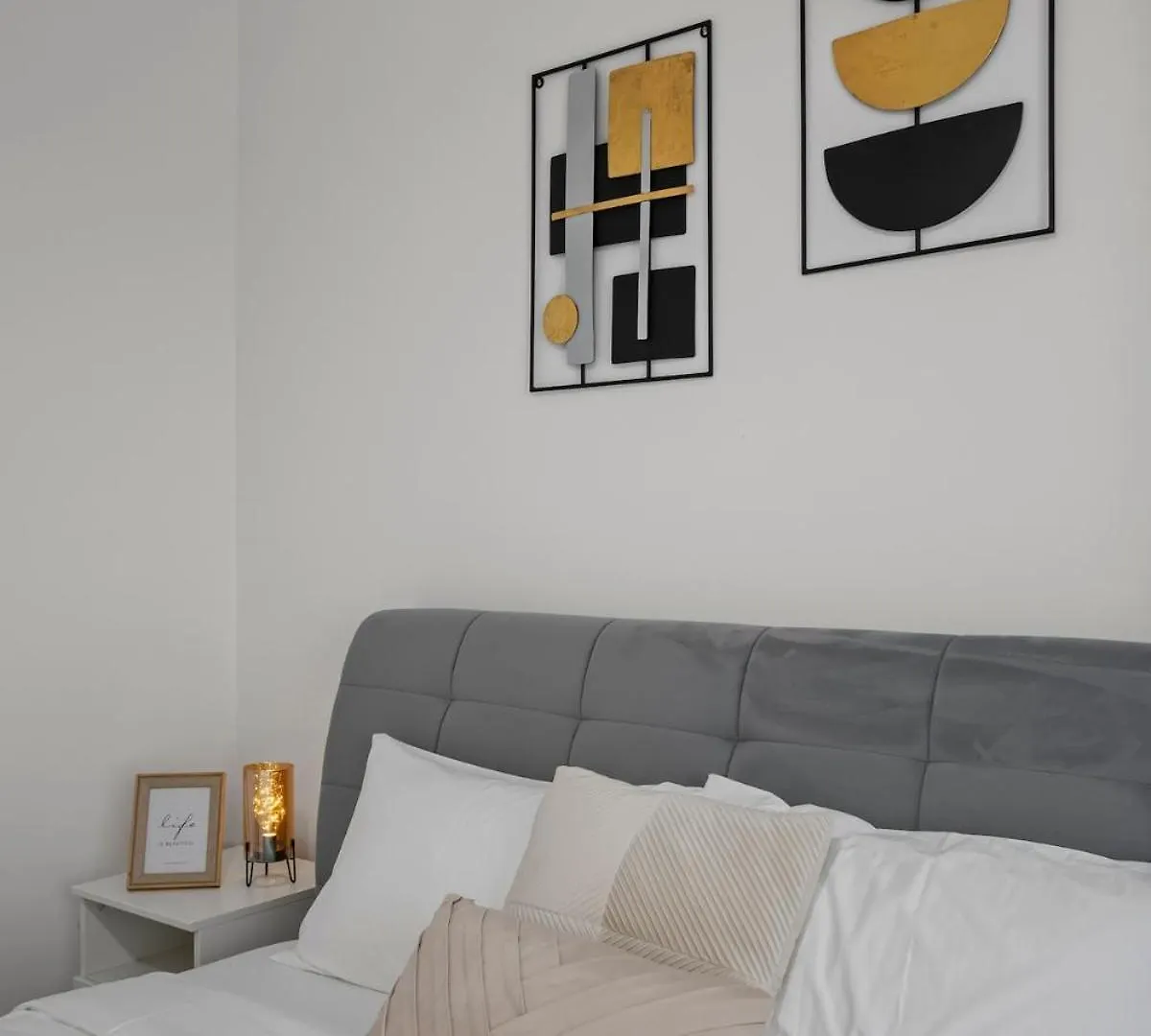 Bucharest Stories Studio Apartamento