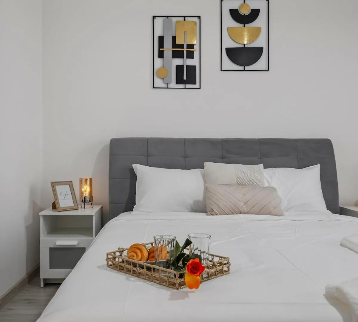 Bucharest Stories Studio Румыния